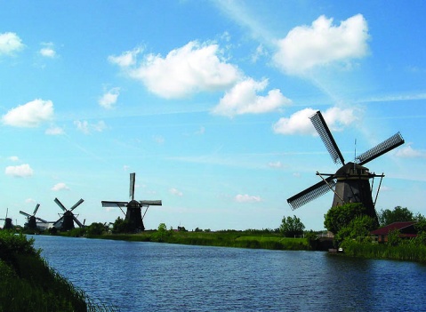 海拉·杨格瑞斯陶瓷产品设计的特性