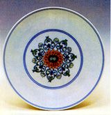 （清雍正）斗彩缠枝莲盘