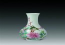 李明亮&#8194;粉彩花鸟瓶 成交价：45万