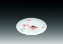 邹甫仁 粉彩“红叶秋蝉”盘 RMB 60,000-80,000