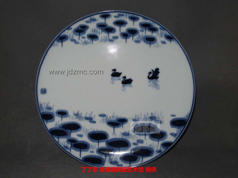 （已订）杨杰 青花《野趣》瓷盘 直径：12寸 30cm