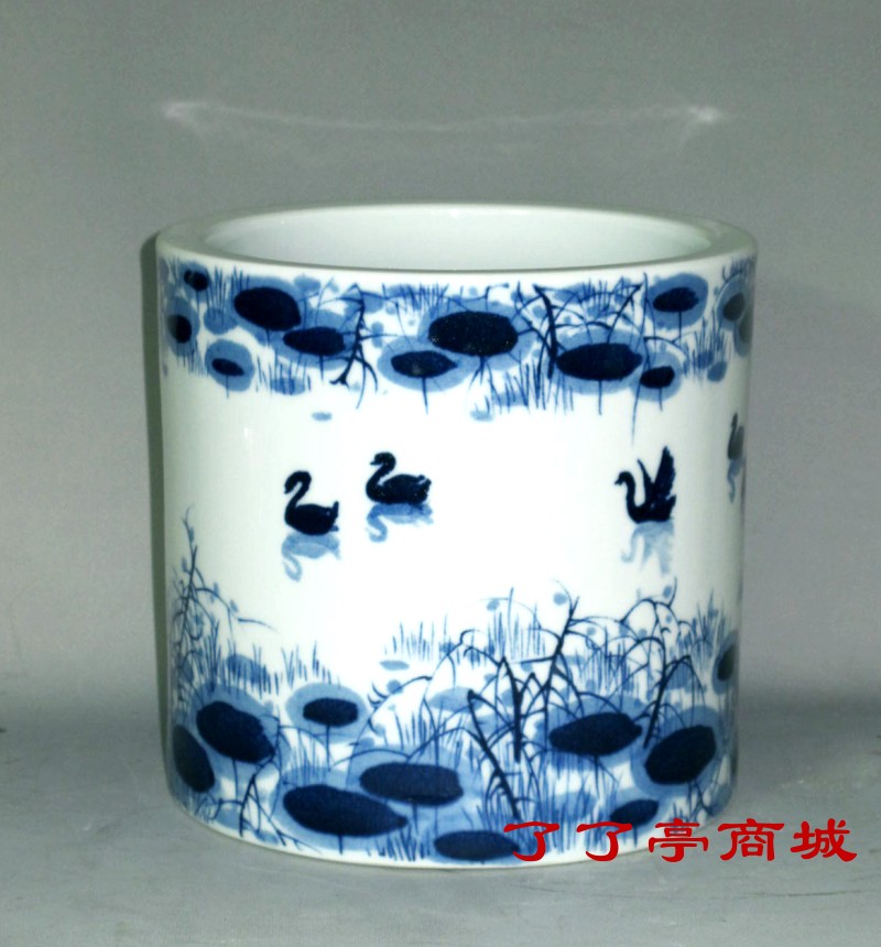 《野趣、》.青花．杨杰.(江西省高级工艺美术师)