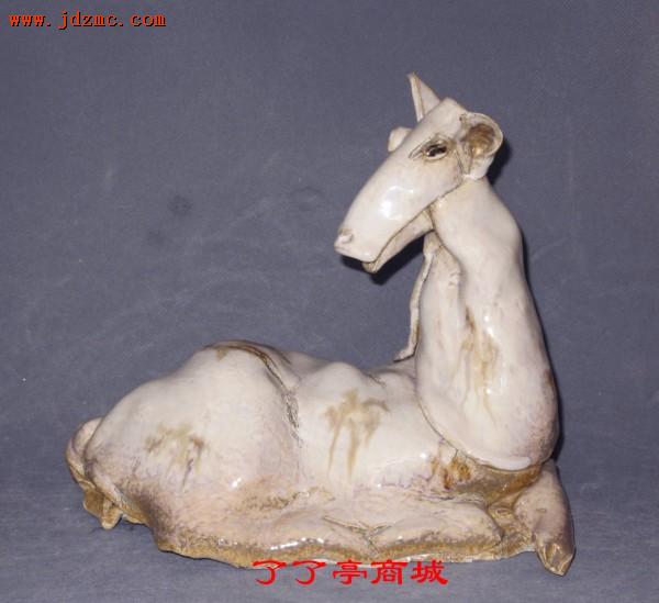 《梅花鹿》原作．瓷雕塑．赵坤(江西省高级工艺美术师)