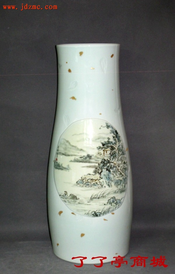 《轻舟．梅花》高温颜色釉.胡伟平(国家二级美术师、中国书画院江西分院副院长、陶瓷艺术家)