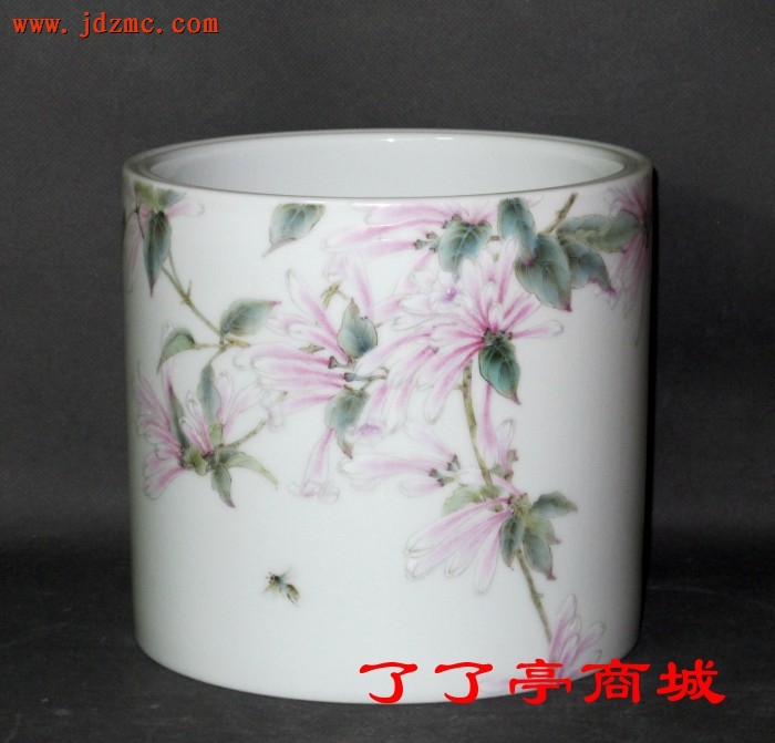 《谧》粉彩．曾静(陶瓷美术硕士)