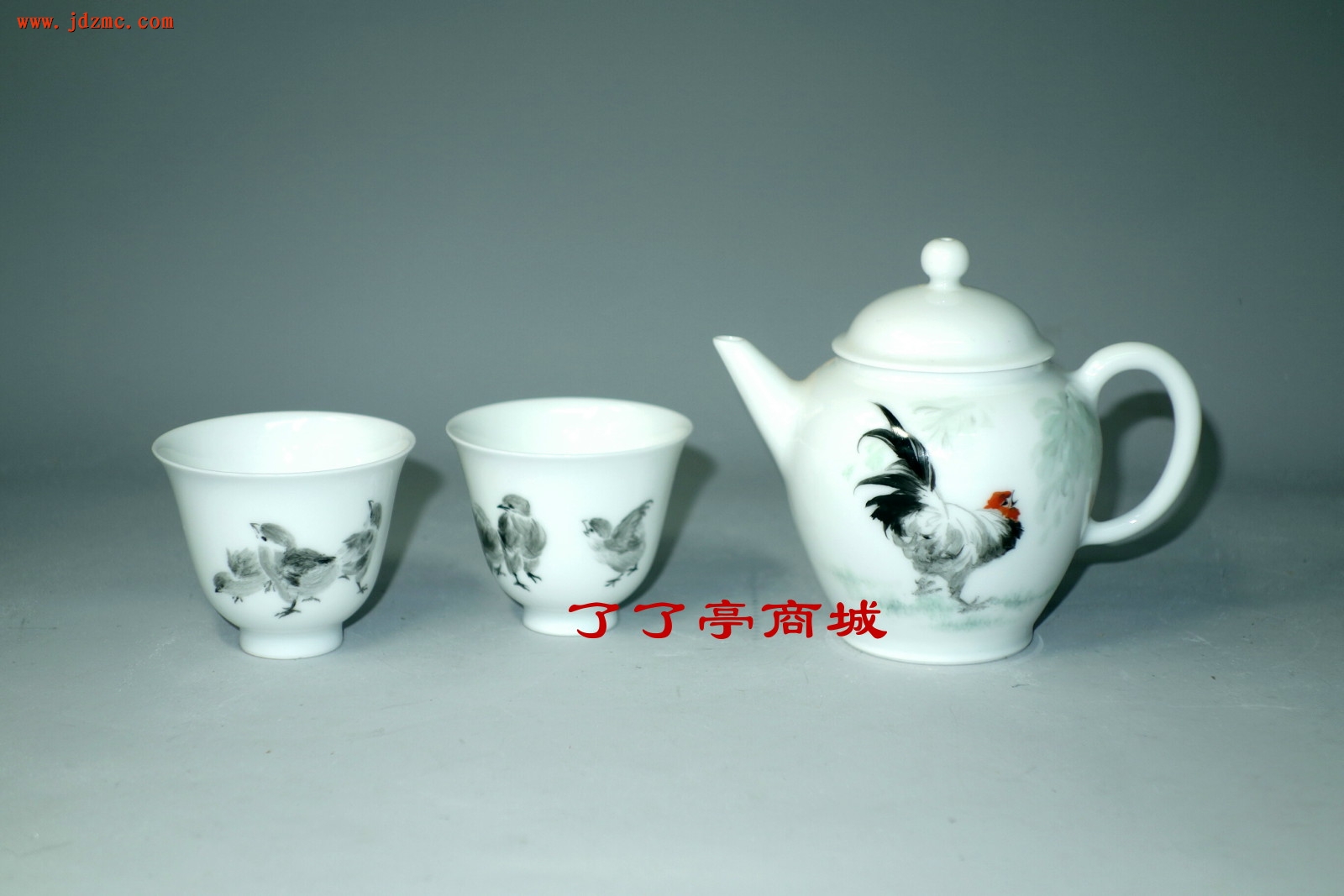《鸡--吉.2》茶具，汪则东（高级工艺美术师，陶瓷内画家.）工作室作品
