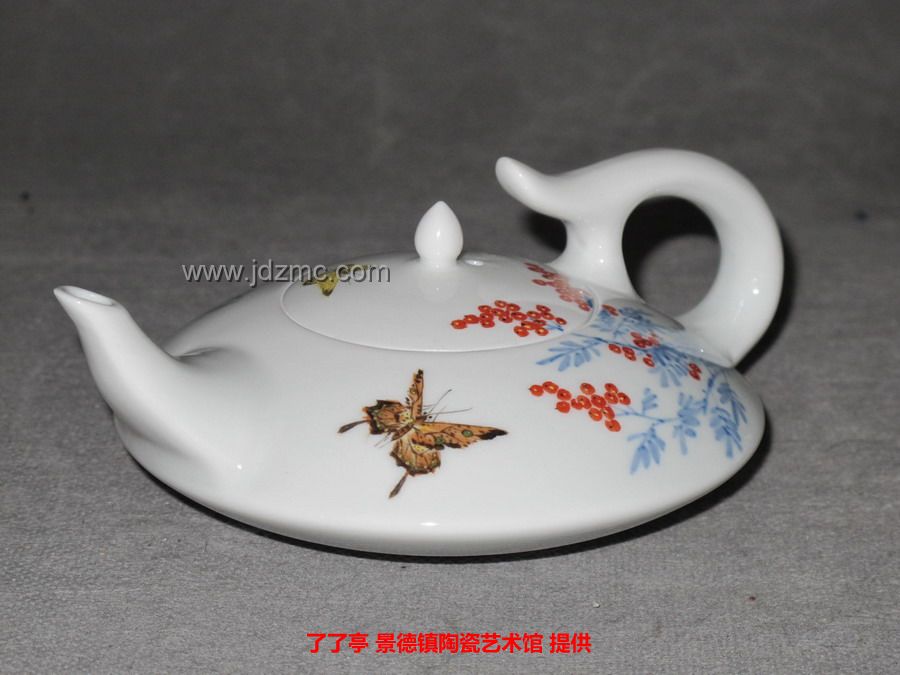 徐国明-青花斗彩《花鸟》茶壶