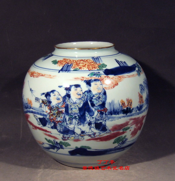 "婴戏天趣".五彩.饶晓晴.(江西省工艺美术大师)