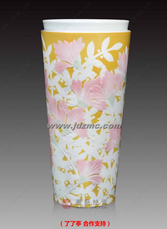 婀娜多姿•综合装饰瓷瓶 何科丁