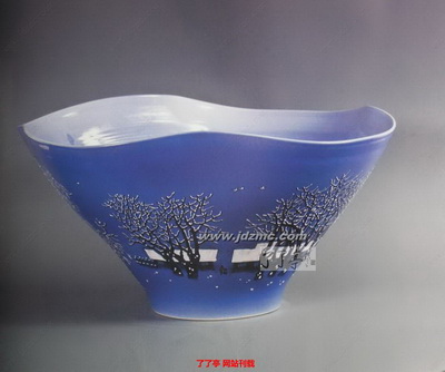 冯绍华《月夜》颜色釉综合装饰陶艺鉢  规格直径：56cm 成交价：RMB：472,000