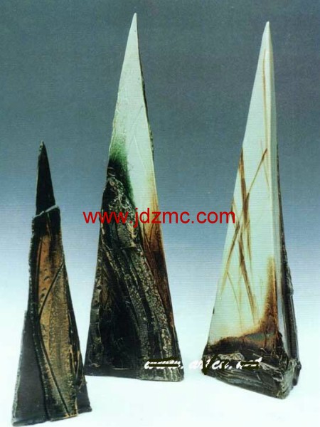 浅谈当代中国女性陶艺家作品精神内涵-了了亭